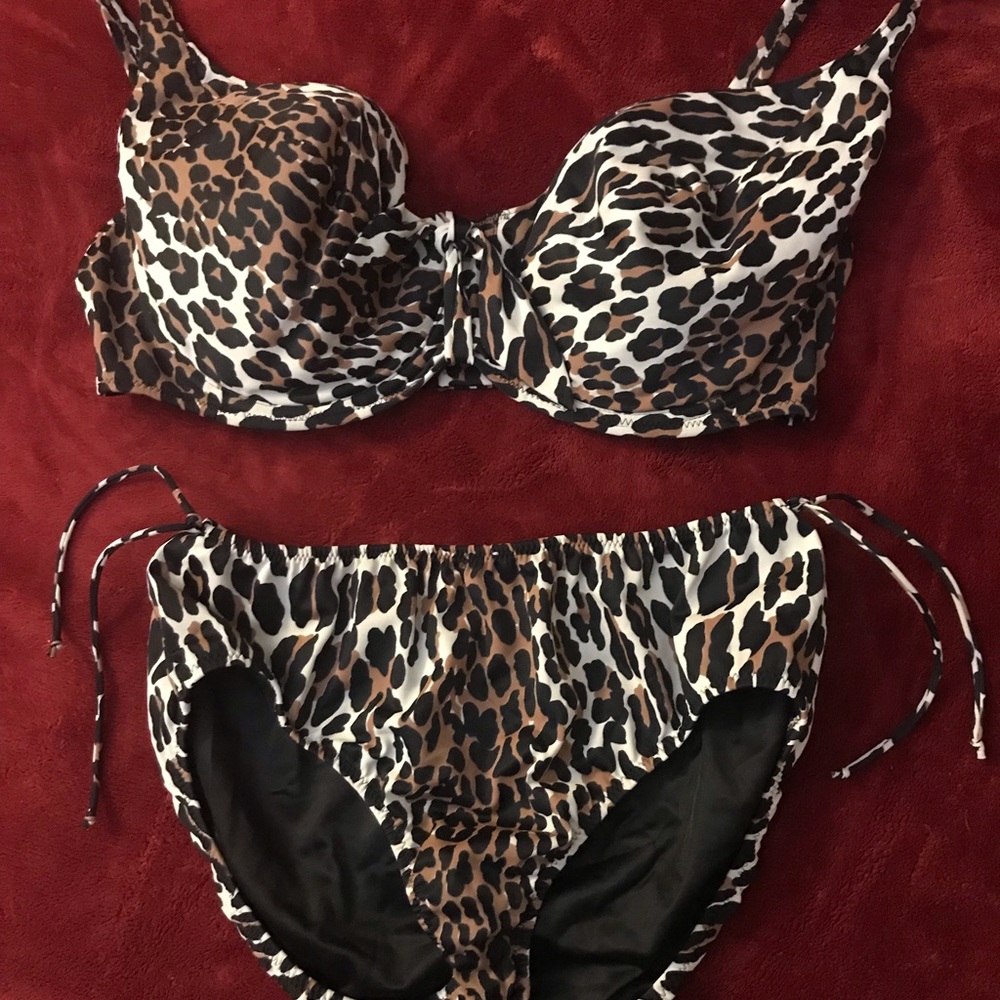 Vintage 60s vanity fair bikini in leopard